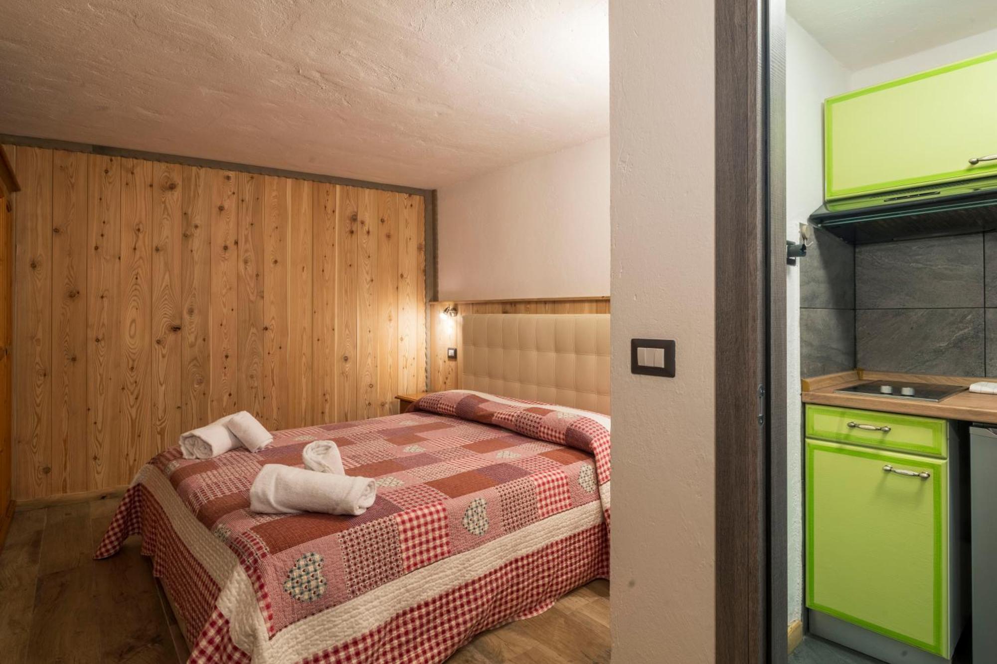 Antey-Saint-André Residence Covalou מראה חיצוני תמונה