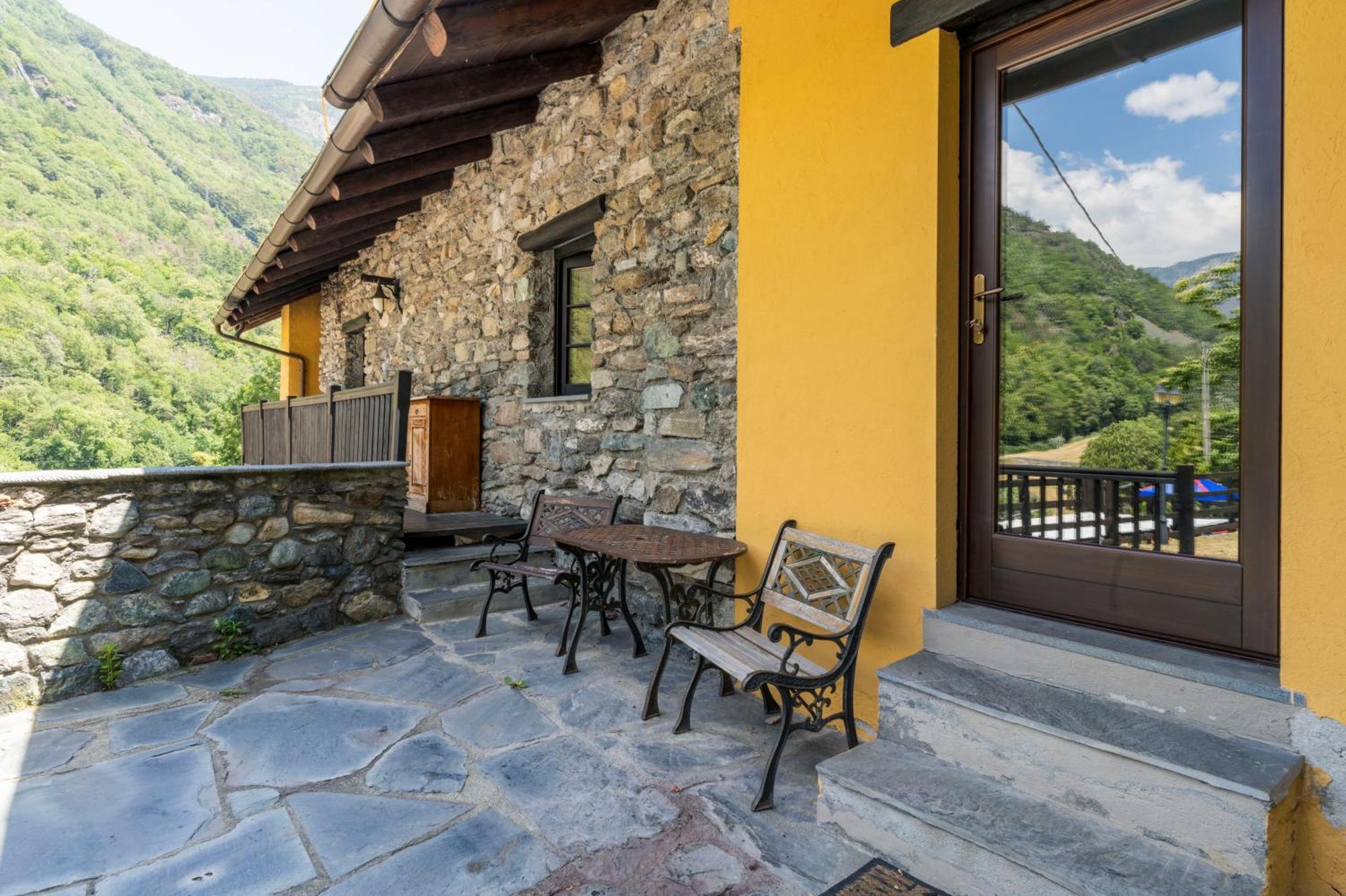 Antey-Saint-André Residence Covalou מראה חיצוני תמונה