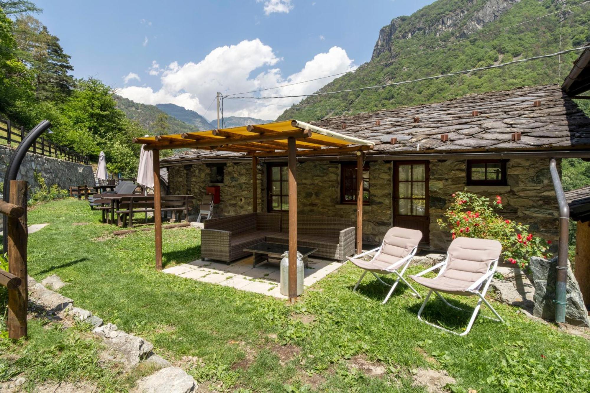 Antey-Saint-André Residence Covalou מראה חיצוני תמונה