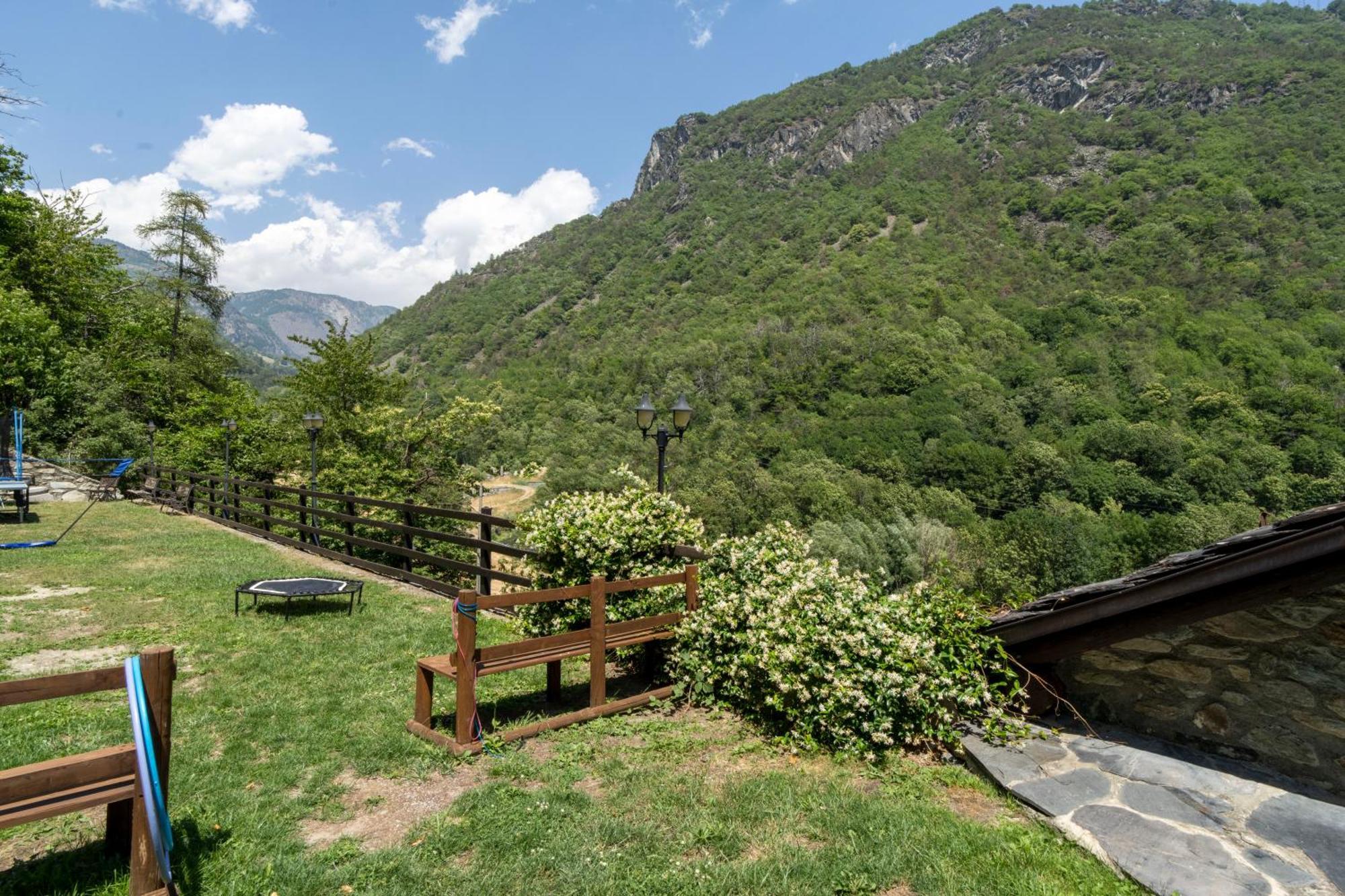 Antey-Saint-André Residence Covalou מראה חיצוני תמונה