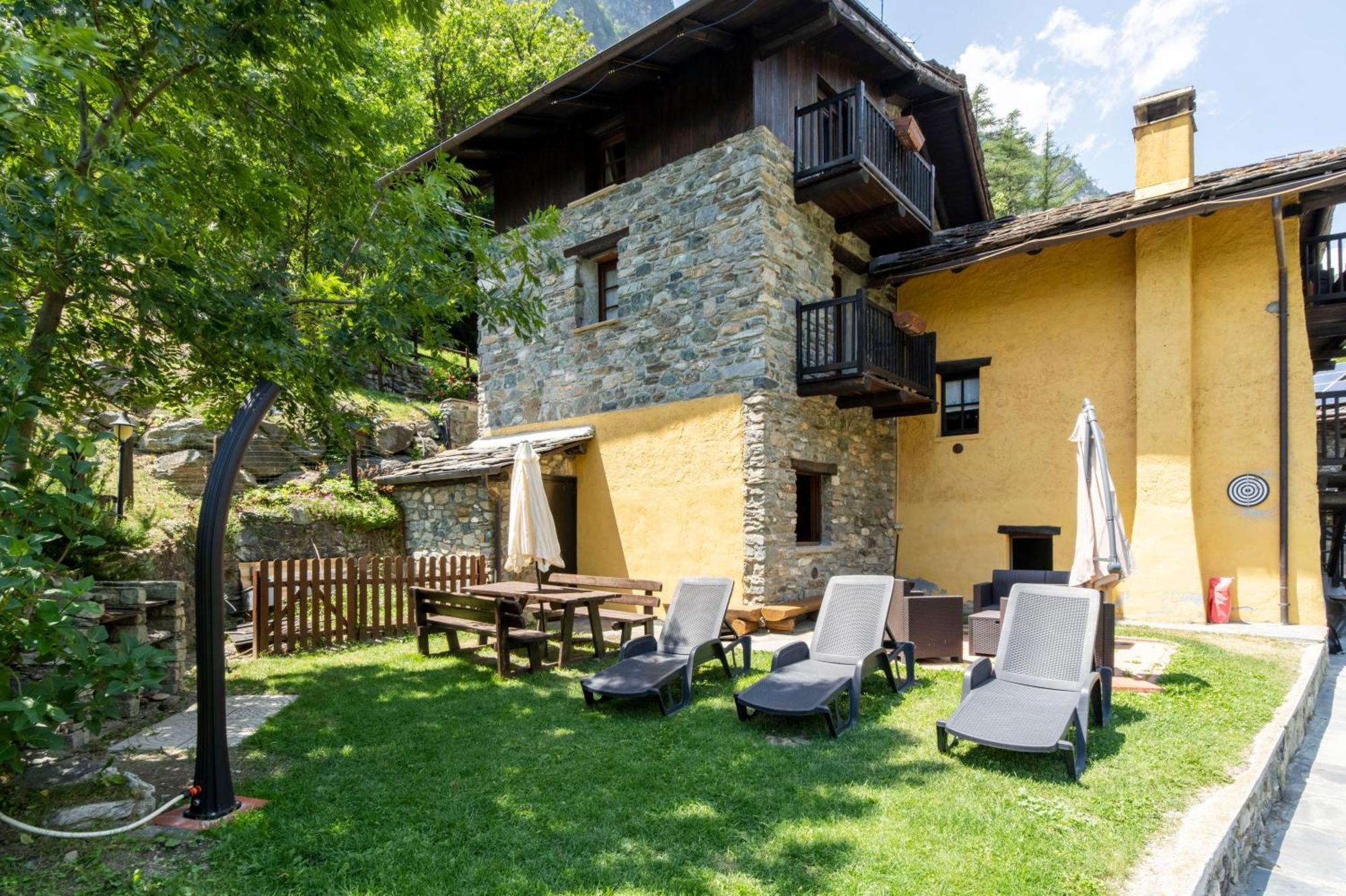 Antey-Saint-André Residence Covalou מראה חיצוני תמונה