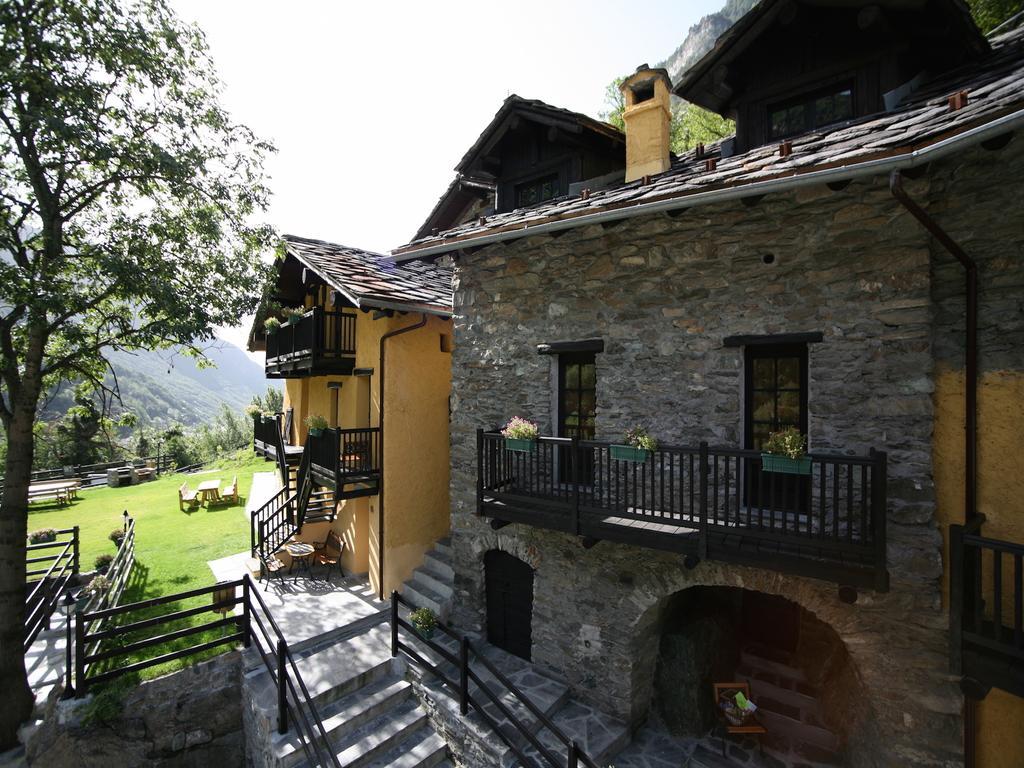 Antey-Saint-André Residence Covalou מראה חיצוני תמונה