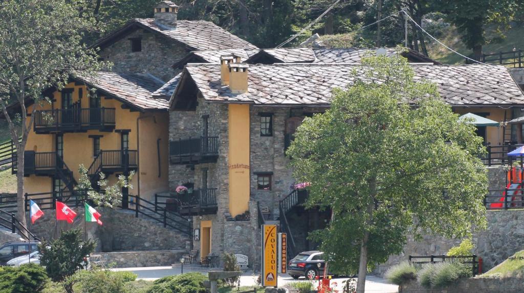 Antey-Saint-André Residence Covalou מראה חיצוני תמונה